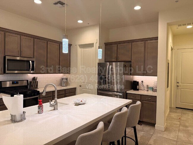 Foto del edificio - 21045 W Sunrise Ln