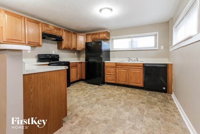 Building Photo - 1839 N Main St