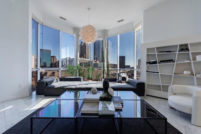 Foto del edificio - 285 Centennial Olympic Park Dr NW