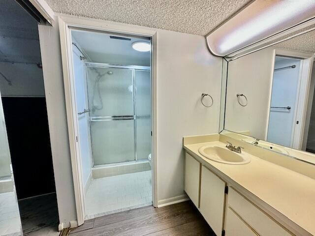 Foto del edificio - 18730 Stewart Cir