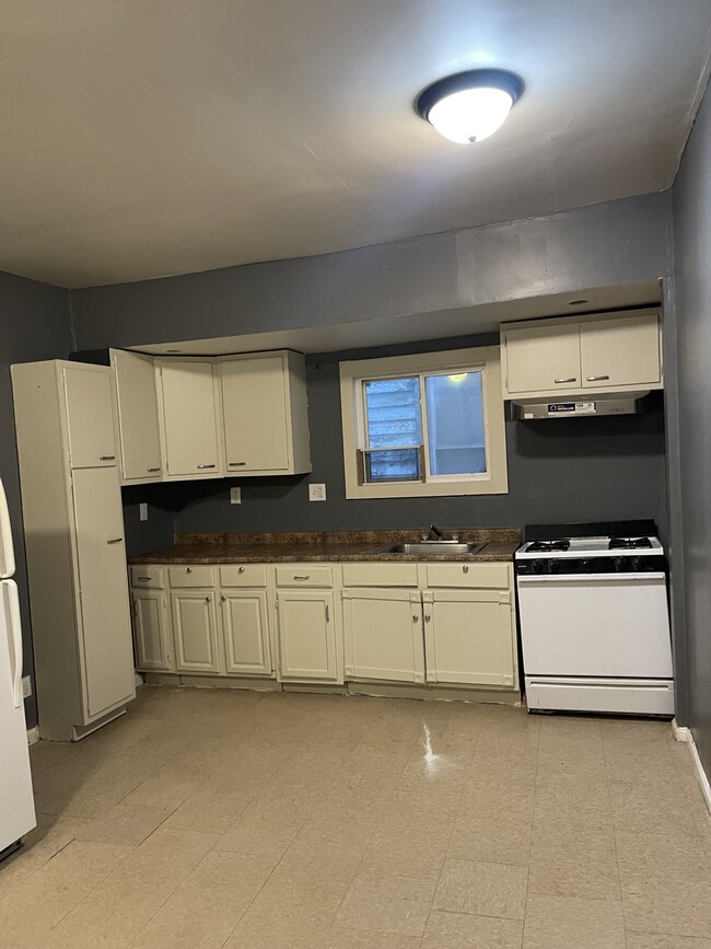 Cocina - 734 Roberts St