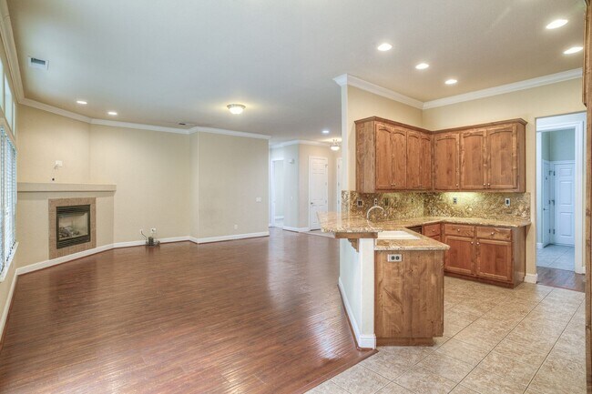 Foto del edificio - 5244 Gold Spring Ct