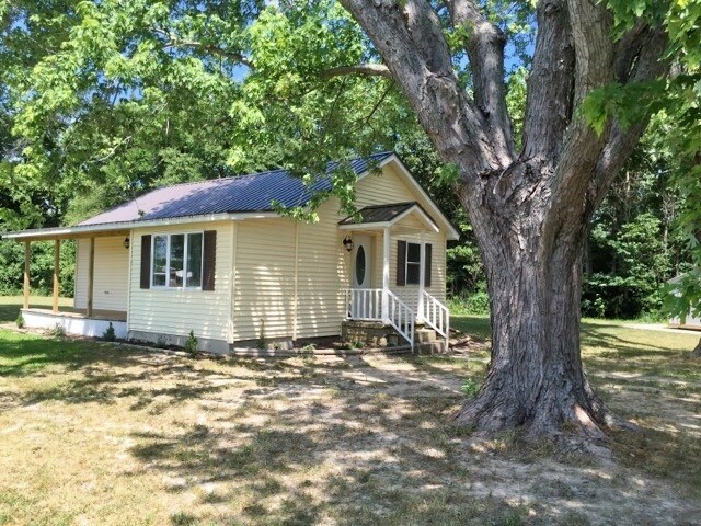 Primary Photo - 12516 N 1035th St