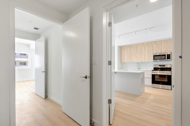 Building Photo - 1710 N J Ter