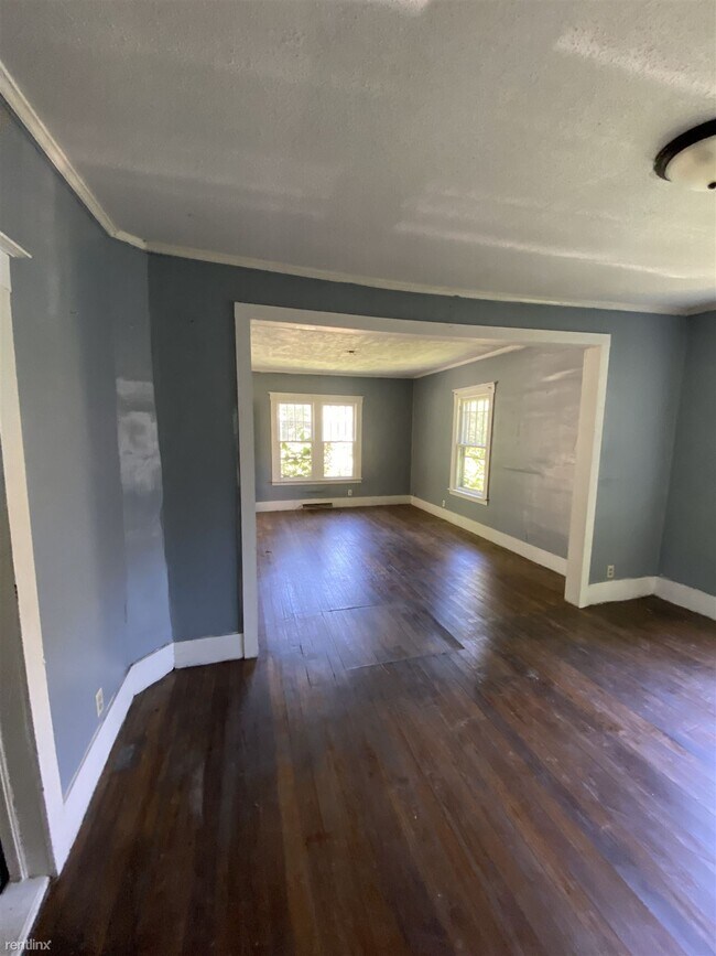 Foto del edificio - 2 br, 2 bath House - 412 West Reed Street