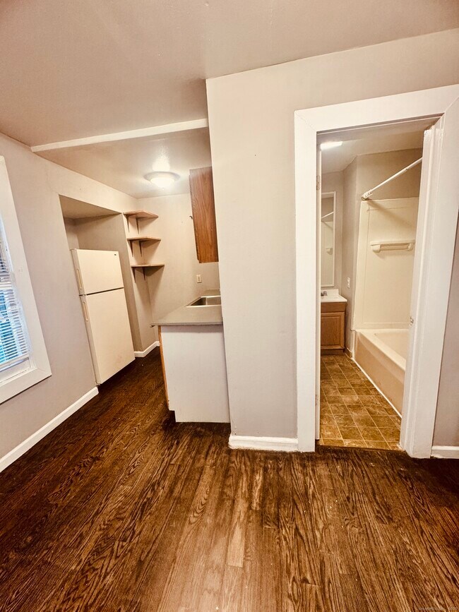 Foto del edificio - 90 E Elm St