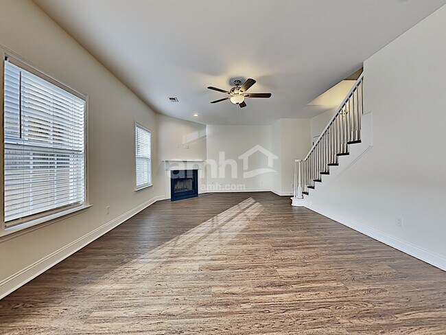 Building Photo - 309 Old Stone Ct
