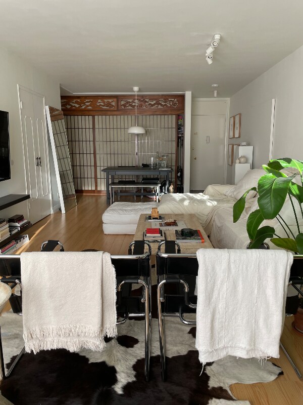 Foto principal - 425 S Kenmore Ave