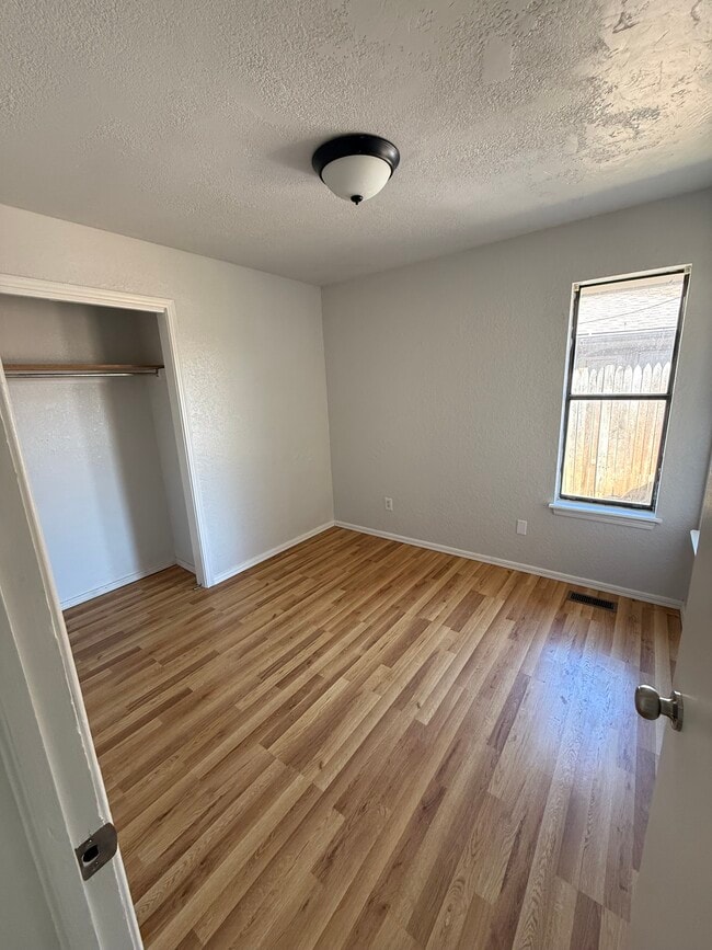 Building Photo - 7113 NW 30th Terrace