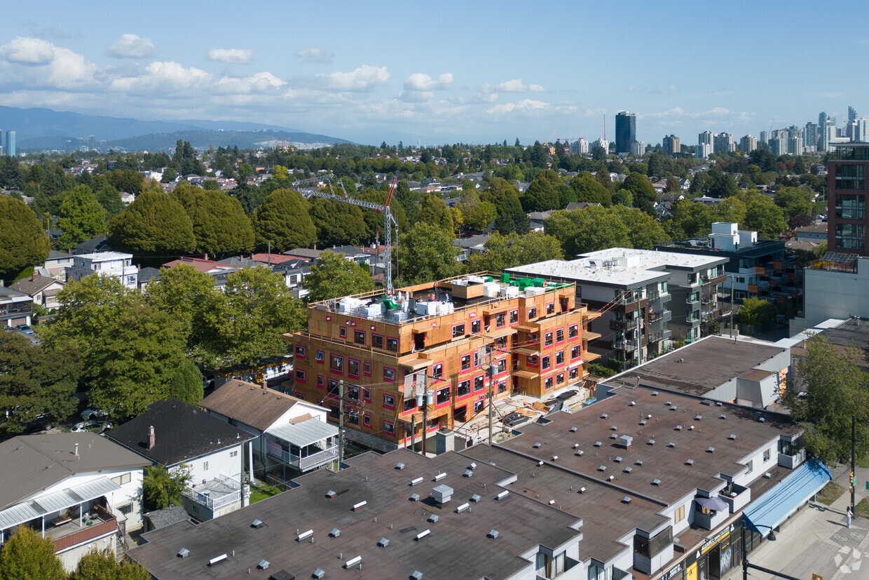 Construction Photo 9/2023 - Brilla
