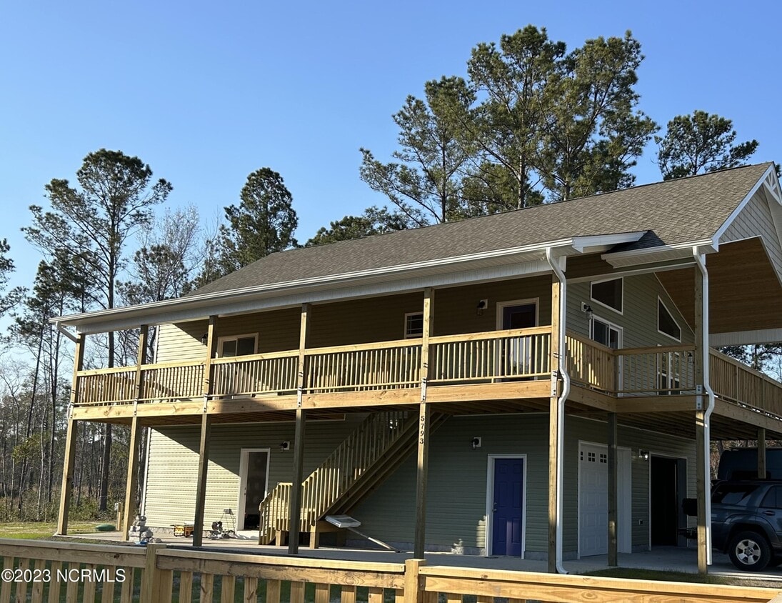 5793 Sidbury Rd, Castle Hayne, NC 28429 House for Rent in Castle