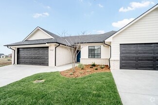 Building Photo - 5167 N Villa Pl