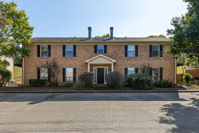 Welcome to 760 Brentwood Trace - upper left condo - 760 Fox Ridge Dr