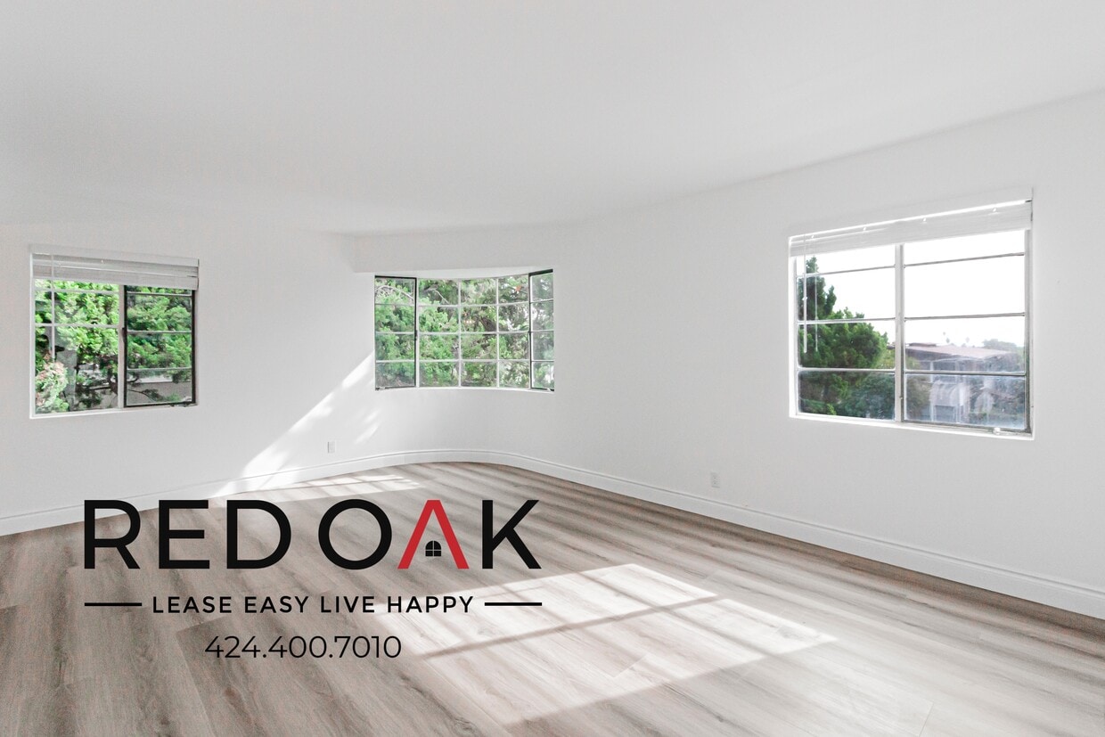 Foto principal - 609 W Foothill Blvd