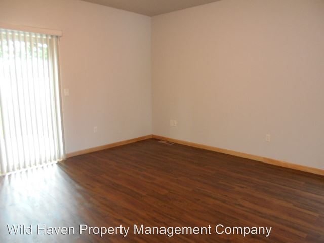 Foto del edificio - 664 SW Taft St
