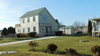 Building Photo - 31 2nd St