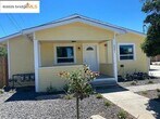 Foto principal - GREAT DOWNTOWN LIVERMORE LOCATION..3 BED/2...