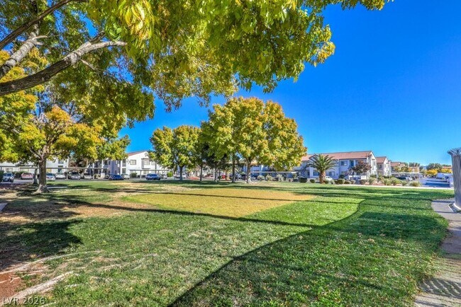 Foto del edificio - 3318 N Decatur Blvd