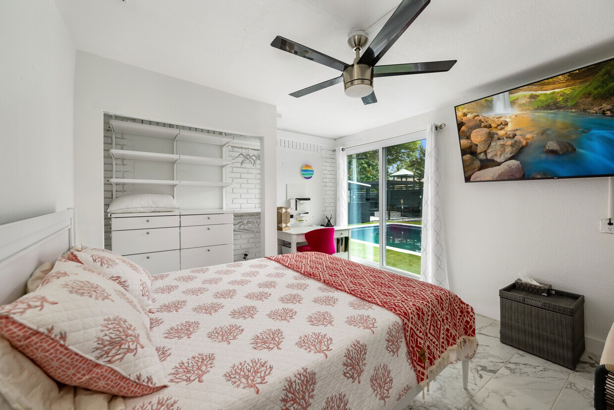 Foto principal - 4344 Kent Ave