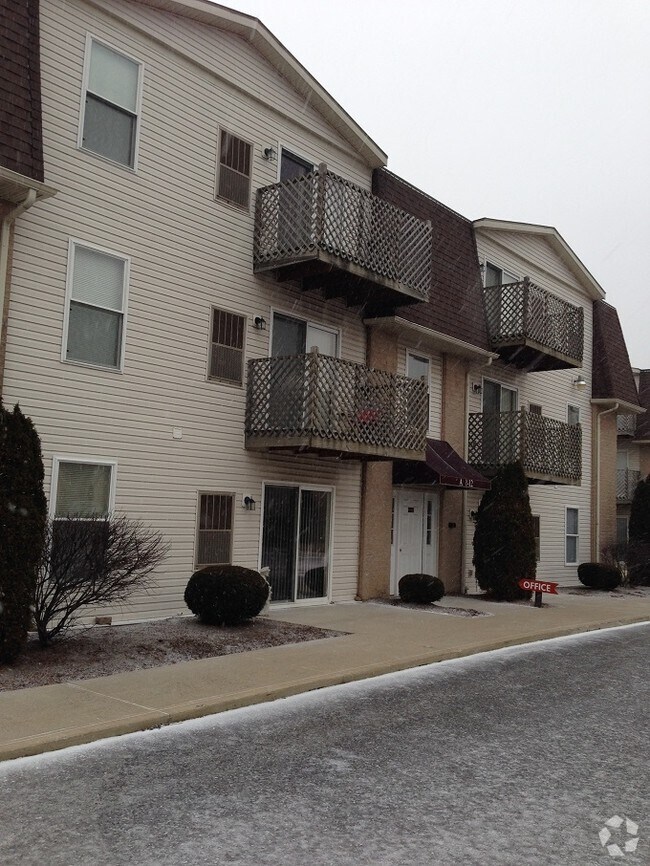 Lakeside Apartments Mansfield, OH