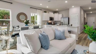 Building Photo - 9012 Golden Eye Dr