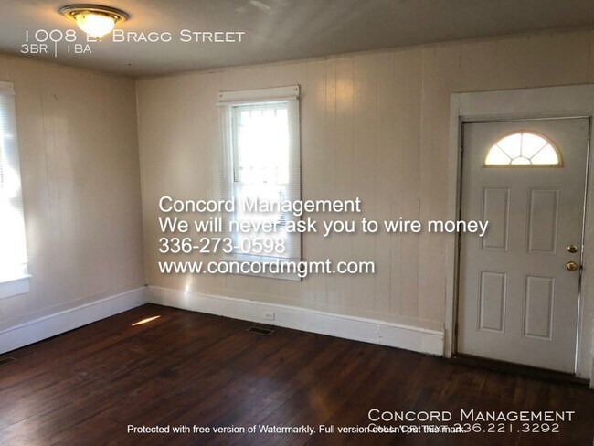 Foto del edificio - 1008 E Bragg St