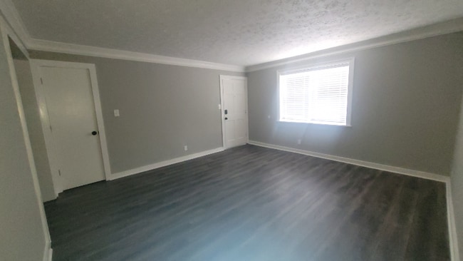 Foto del edificio - 393 Stone Mountain St