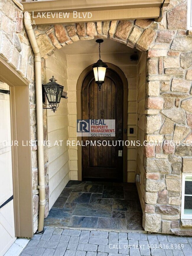 Foto del edificio - 4160 Lakeview Blvd