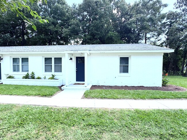 Foto del edificio - 4213 Peachtree Ave