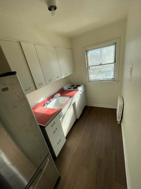 Foto del edificio - 97 Orme St E