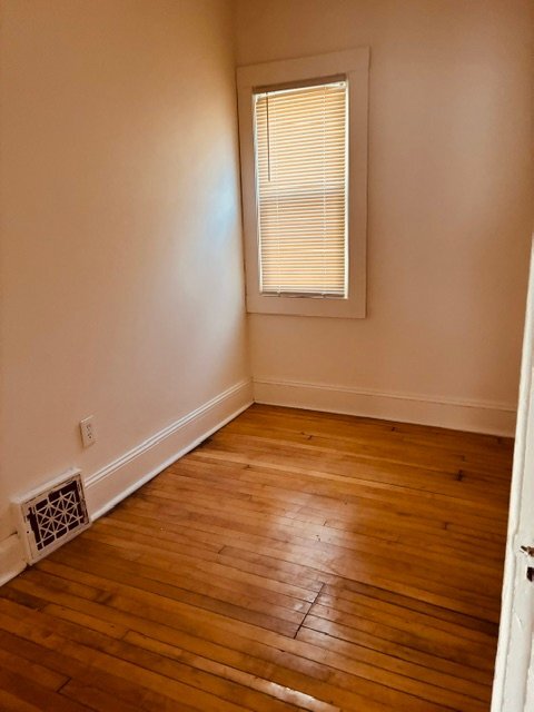 Foto del edificio - 2931 W Chambers St