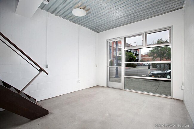 Building Photo - 750 11th Ave