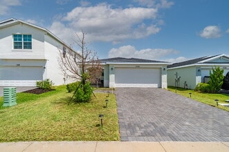 Building Photo - 1328 Colebrook Cir SW
