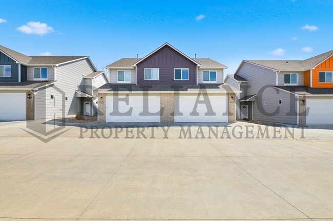 Foto del edificio - 4515 E 45th St N