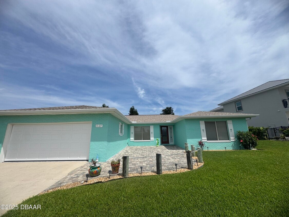 Primary Photo - 27 Seabridge Dr