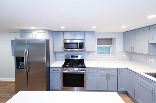 Foto del edificio - 1 bedroom in Chicago IL 60640