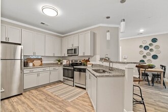 Interior Photo - Reserve at Greenwood