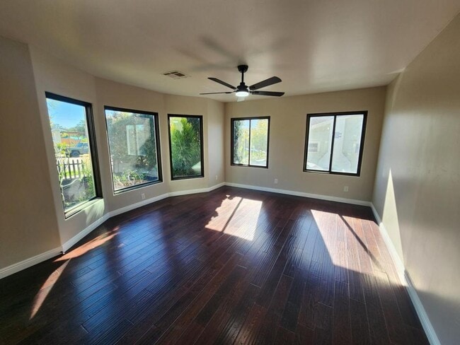 Foto del edificio - 3448 Cherokee Ave