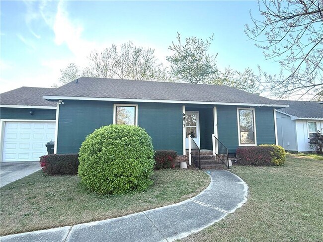 Foto del edificio - 6873 Kizer Dr