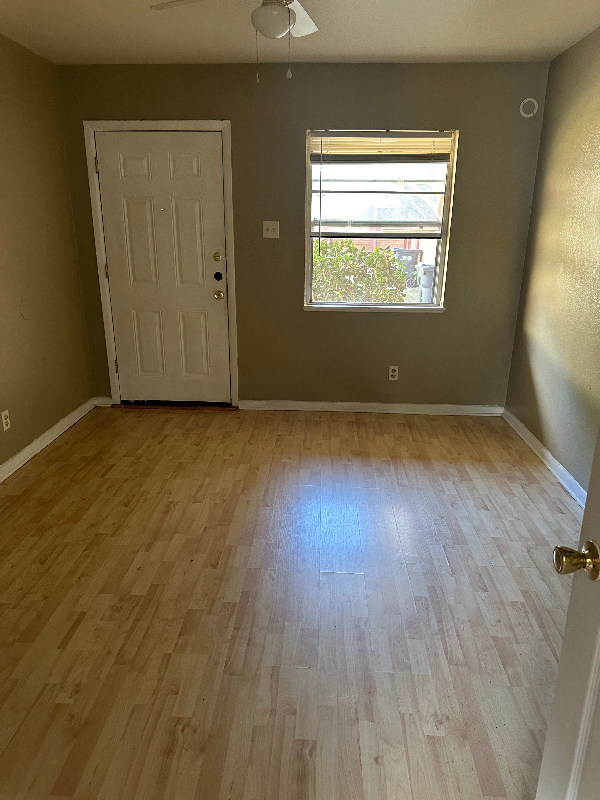 Building Photo - 3701 Sleeper Ave