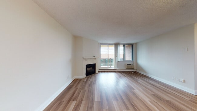 Building Photo - Battleford & Glen Erin