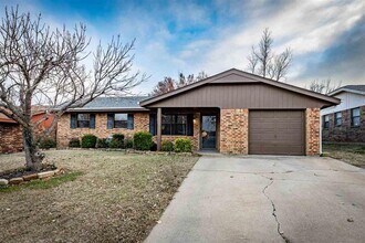 Building Photo - 4823 SE Tattershall Way