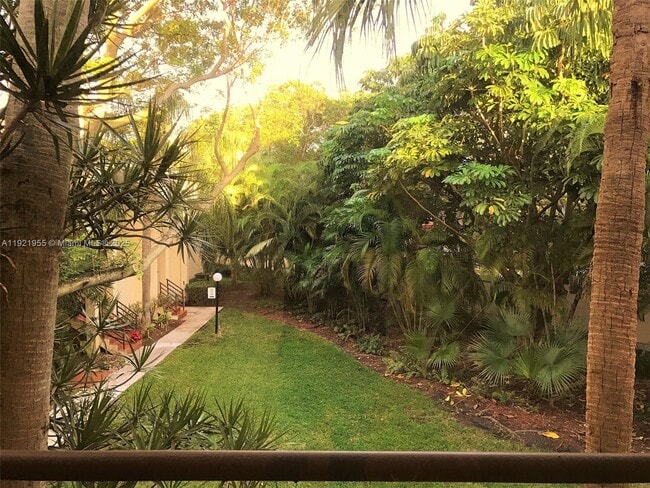 Foto del edificio - 3564 Magellan Cir