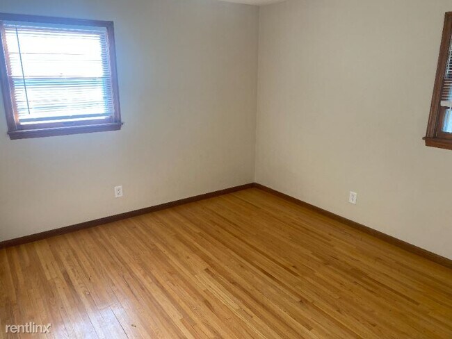 Building Photo - 4 br, 2 bath House - 7320 Memory Ln NE