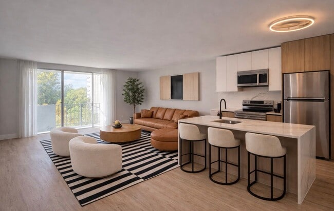 Building Photo - Aliro