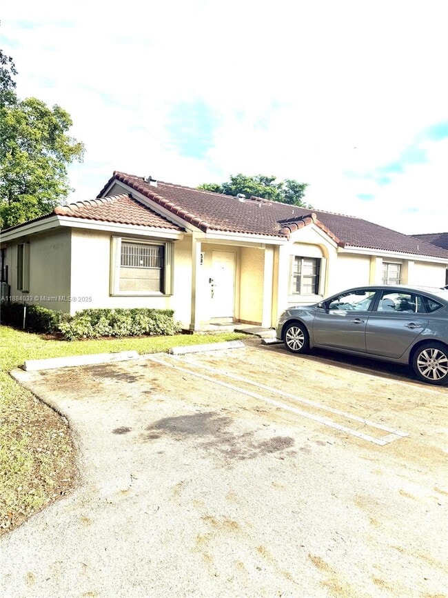 Building Photo - 6018 NW 172nd Terrace