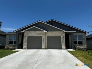 Building Photo - 3807 Sugar Hackberry Trl
