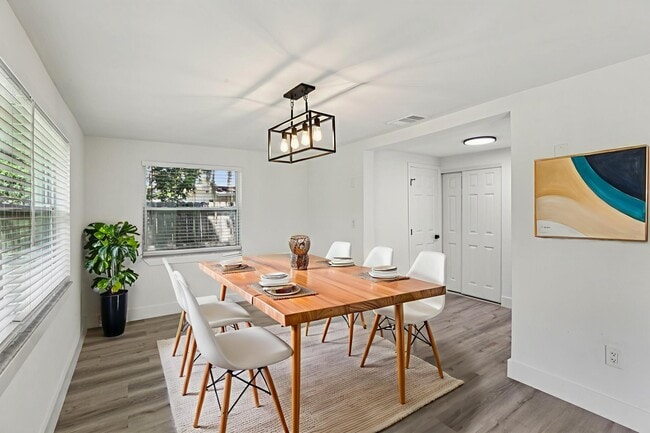 Foto del edificio - 4946 Avery Rd