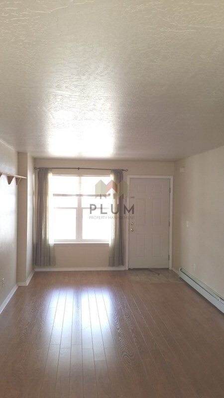 Building Photo - 1330 Cowper St