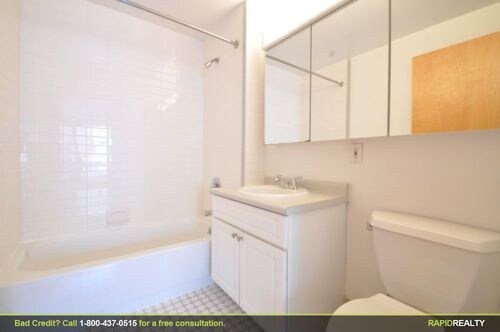 Building Photo - 521 W 48th St